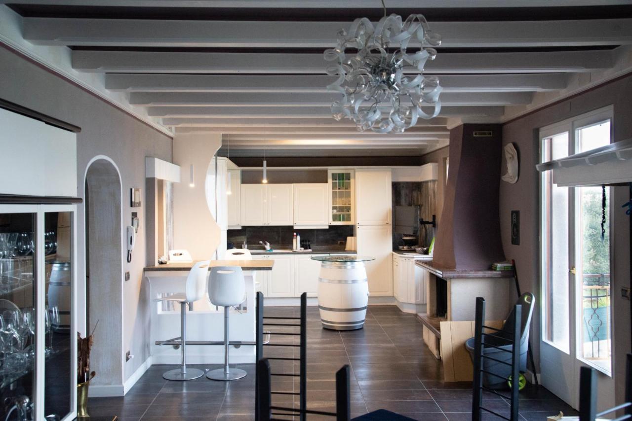 Guesthouse "Villa Tamas" Limone sul Garda Buitenkant foto