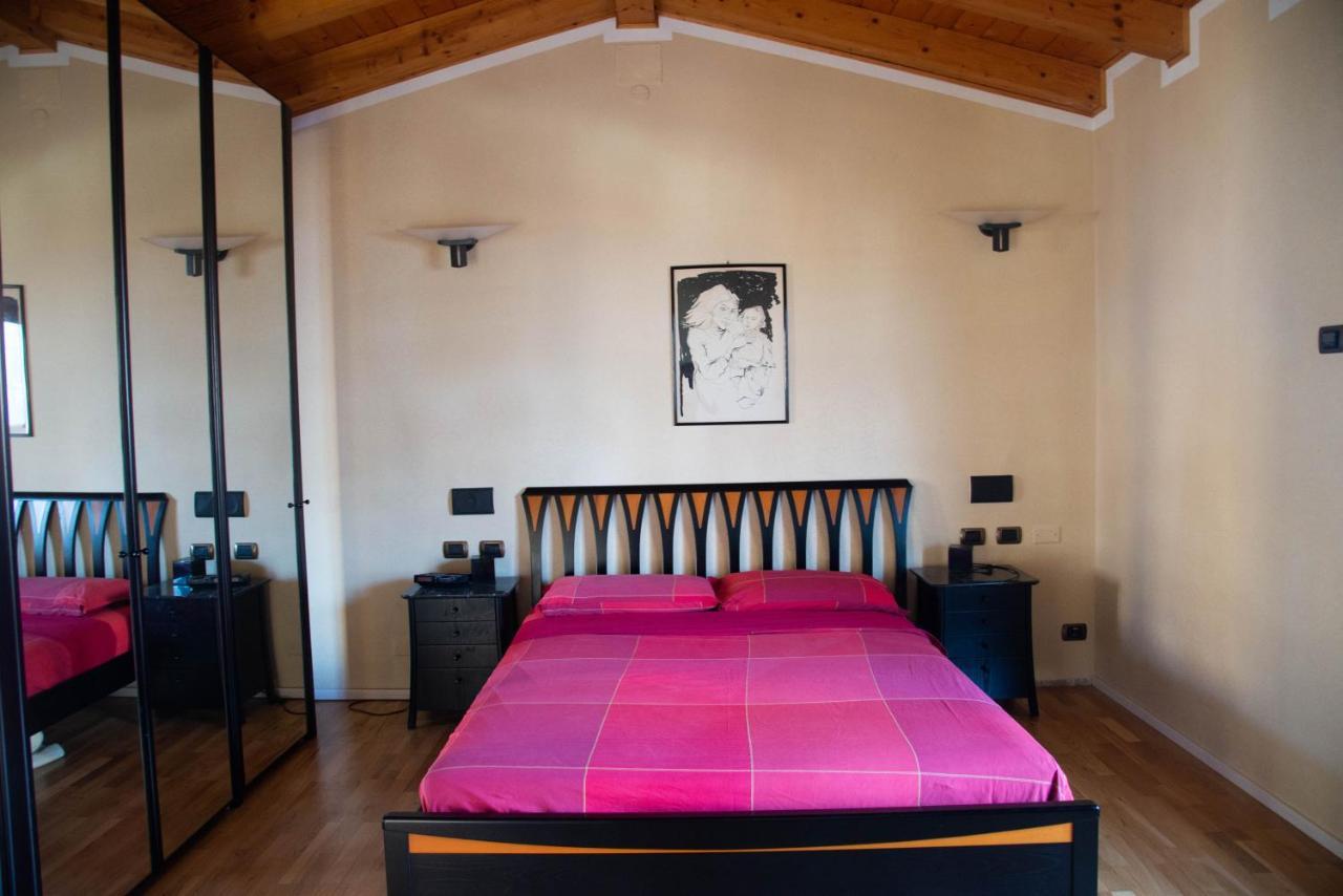 Guesthouse "Villa Tamas" Limone sul Garda Buitenkant foto