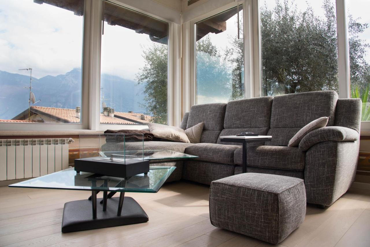 Guesthouse "Villa Tamas" Limone sul Garda Buitenkant foto