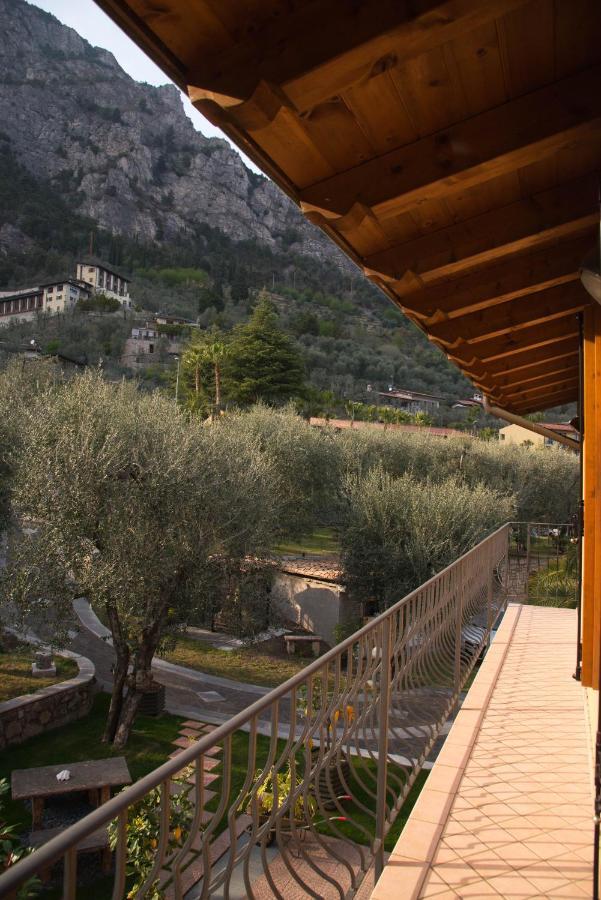 Guesthouse "Villa Tamas" Limone sul Garda Buitenkant foto