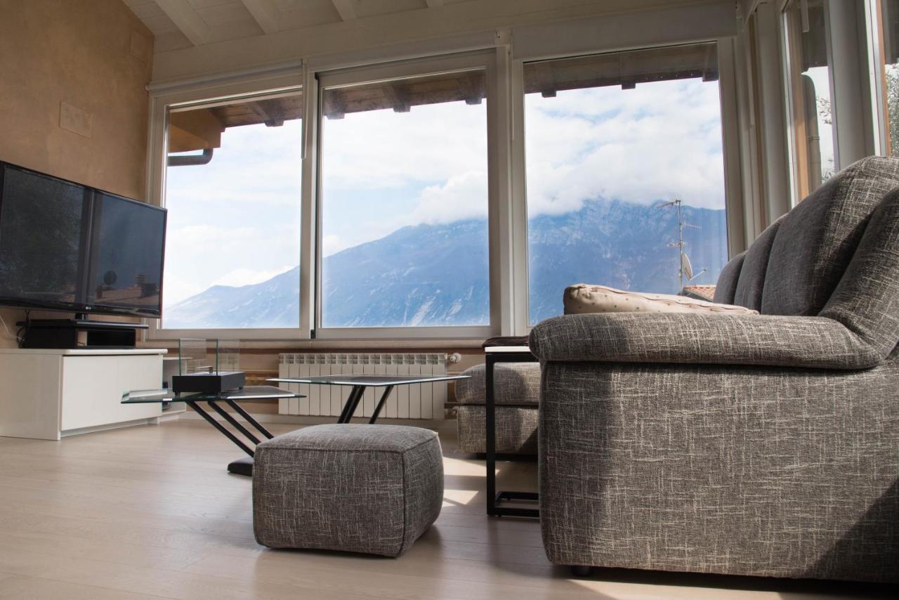 Guesthouse "Villa Tamas" Limone sul Garda Buitenkant foto