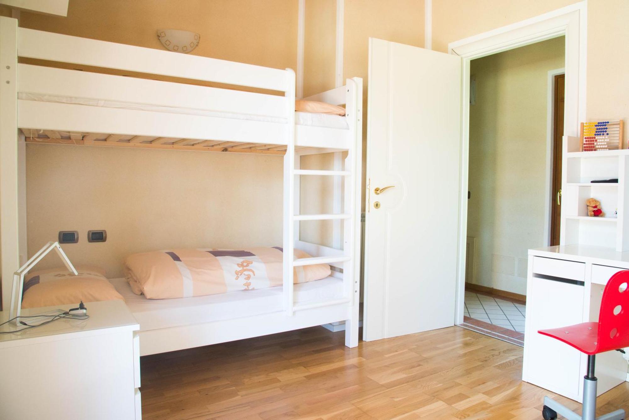 Guesthouse "Villa Tamas" Limone sul Garda Buitenkant foto